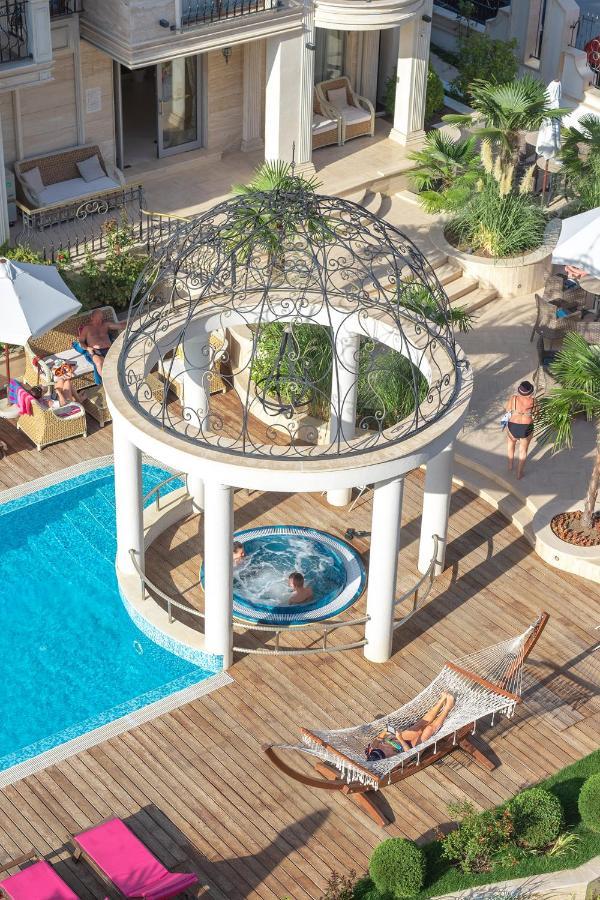 Harmony Suites Apartment Szveti Vlasz Kültér fotó